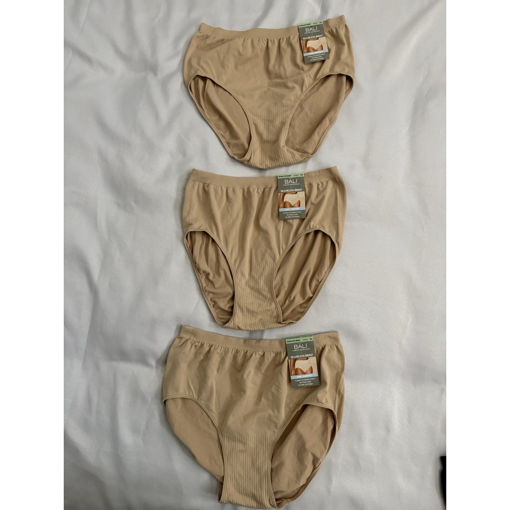 NEW Bali Comfort Revolution Bali Briefs Style 803J Women's Size 8/9 Beige 3 Pair